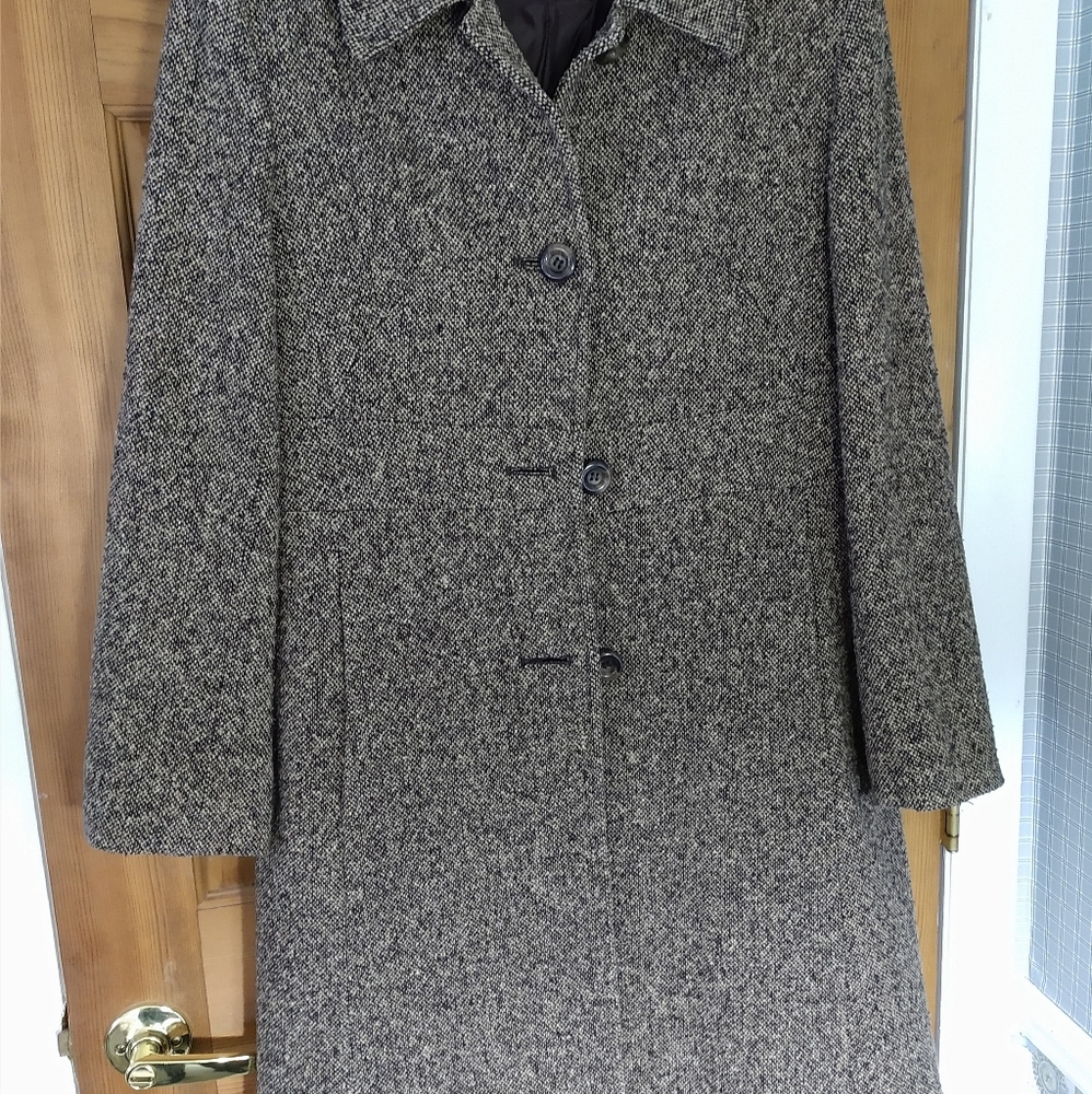 Larry Levine Women's Brown Twead Coat